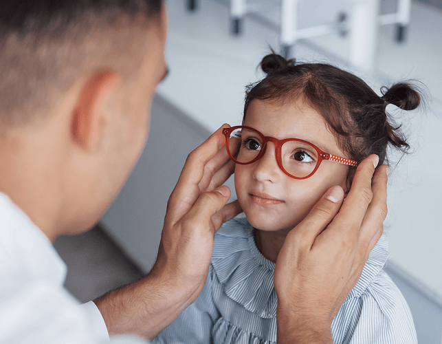 Specialist eyewear